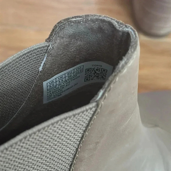 TOMS Wedge Bootie size 5.5 - Picture 5 of 9